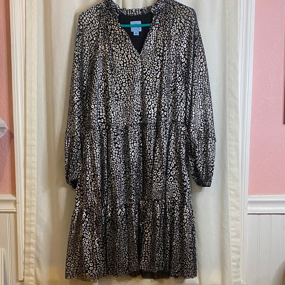 CeCe Black and Silver Patterned Dress